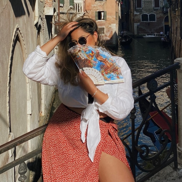 Meet your Posher, Mridvika - Picture 1 of 1